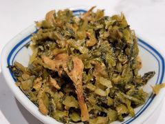 雪菜肉丝浇头-顶特勒·黄鱼馆·特色菜(上海大世界店)