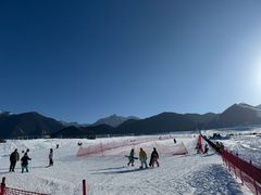 -丝绸之路山地度假区滑雪场
