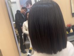 -首脑美发沙龙