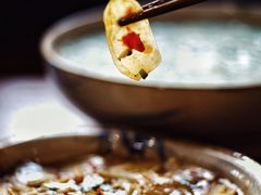 酸水土豆片-黄桷树曹家私房菜(江与城店)