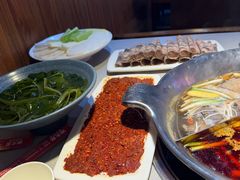 -渝大龙重庆火锅(温泉月亮湾店)