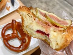-光作面包Voila Lumiere(中山店)