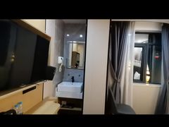 -逸米精选公寓(广州火车站西村地铁站店)