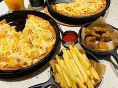 -必胜客(WOW中心城店)