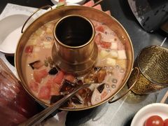 -辣尚瘾·烤鱼·新川菜(交大直营店)