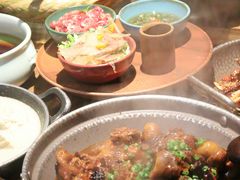 -吃饭皇帝大土家民族菜(正大广场店)