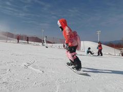 -鳌山滑雪度假区
