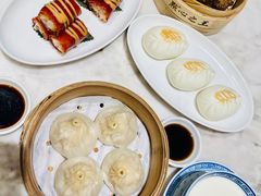 -香港百合居(LCM置汇旭辉广场店)