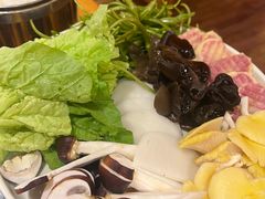 -民食香·腊排骨野生菌美食(木府店)