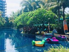 -三亚湾海居铂尔曼度假酒店