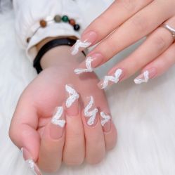 -七彩虹美甲美睫 半永久