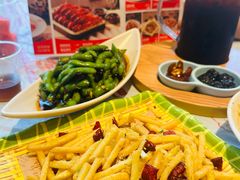 -肥肥虾庄·金牌油焖大虾(杨园滨江时代walk店)