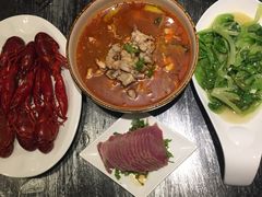 -聚汇三少·龙虾·中餐厅(莫邪路新天地店)
