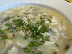 -严记小天府酸菜鱼(西四路店)