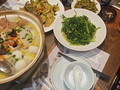 -黄泥岗·地道湖北菜(奥特莱斯店)