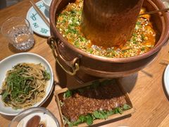 -一坐一忘云南菜(嘉里中心店)