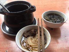 -李记特色罐罐米线(重庆中环大厦店)