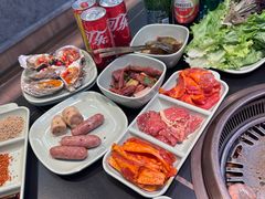 -梨花自助烤肉(西三旗万象汇黑金店)