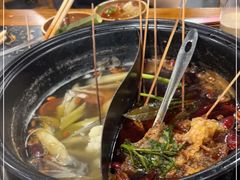 -灌县老妈砂锅串串香(万科红生活广场店)