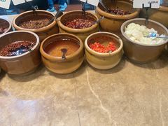 -云阿蛮云南生烫牛肉米线(奉贤路店)