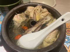 -云海肴·汽锅鸡·云南菜(天山百盛优客店)