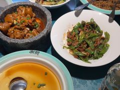 -呷湘厨·鱼汤捞饭·剁椒鱼头·辣椒炒肉(国家会展中心店)