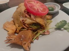 -大头虾越式风味餐厅(光明广场店)