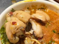 -佬土鹅肠火锅(中建大观店)