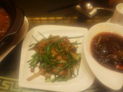 -鲁班小馆(政四街店)