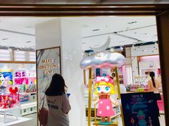 -泡泡玛特POPMART(国金街店)