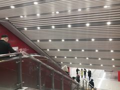 -新百广场(地铁站)