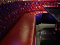 -欢乐迪KTV(南坪上海城店)