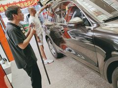 -鲨鱼皮汽车凹陷玻璃修复(静安店)