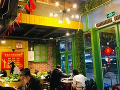 -钢管厂五区小郡肝串串香(奥克斯广场锦城万达店)
