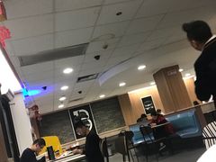-麦当劳(中唱大厦店)