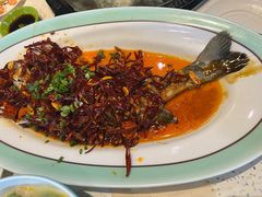 -巧克力渔家.小船海鲜胶东菜(万平口店)