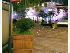 -宝龙城(杭州滨江店)