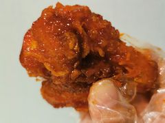 甜辣带骨炸鸡-BHC炸鸡(明洞总店)