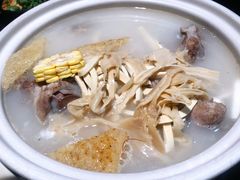 旺晖招牌骨头锅-旺晖本帮骨头煲·深夜火锅(梅园路店)