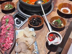 -贵厨酸汤牛肉(花果园国际中心店)