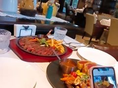 -一棵树·意大利西餐厅One Tree(新城店)