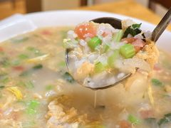 -月亮眼花园餐厅书吧酒吧