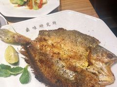-狮头牌卤味研究所·卤味饭(花城汇南区店)