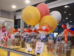 面包甜点陈列柜-BreadTalk面包新语(虹口龙之梦店)