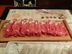 内蒙羔羊肉-哥老官重庆美蛙鱼头(宝山龙湖店)