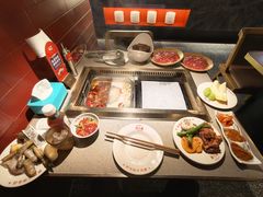 -芝小官毛肚火锅海鲜自助(苏州吴江区万宝店)