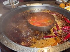 -潮火锅·麻辣牛肉火锅(观音桥方圆·LIVE店)