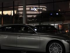 -上海宝信宝马4S店