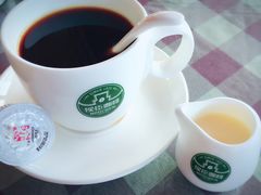 -侯臣咖啡文化村