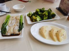 -方鼎食府